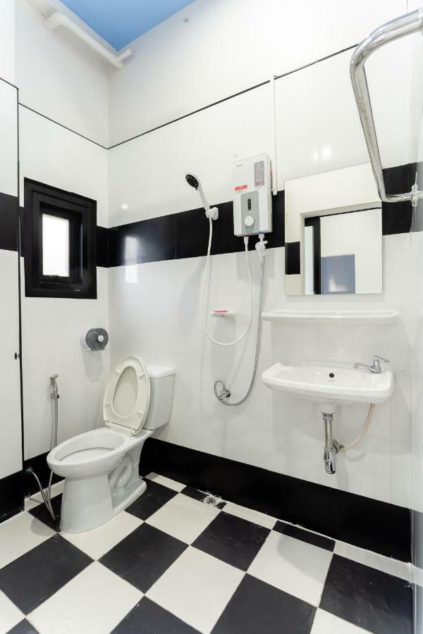 Udomsuk Hotel Satun Zewnętrze zdjęcie